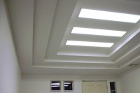 /album/%ce%bc%ce%b5%ce%bb%ce%ad%cf%84%ce%b5%cf%82/gipsokartonnye-potolki-v-zale-fotogalereya-izgipsy-ru-2-jpg/